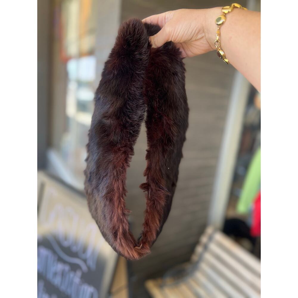 Vintage 50s mid century art deco fur collar